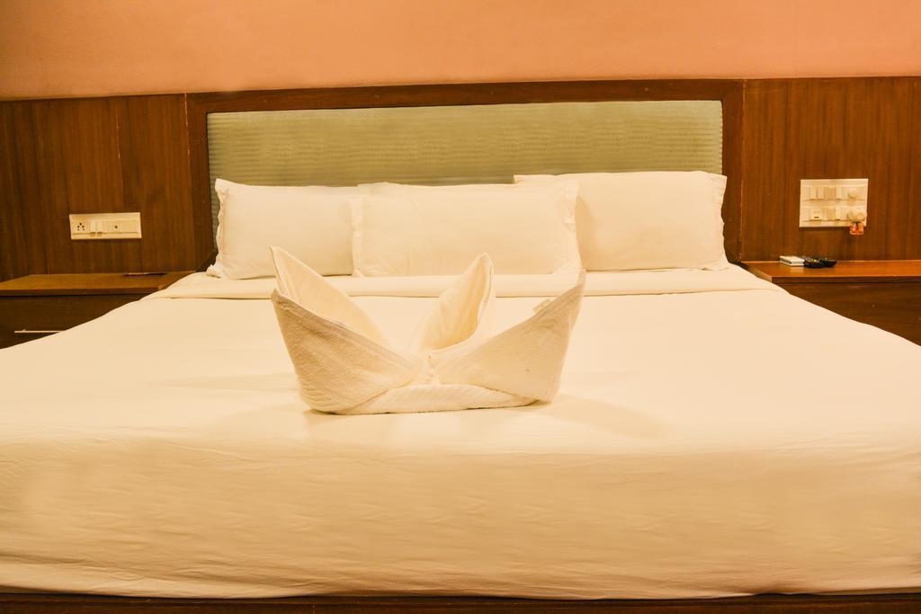 Serene Boutique Hotel Бангалор Екстериор снимка